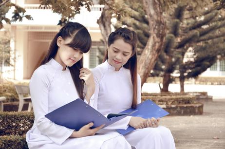 How to Evaluate a Dorm’s Social Climate Before Enrolling